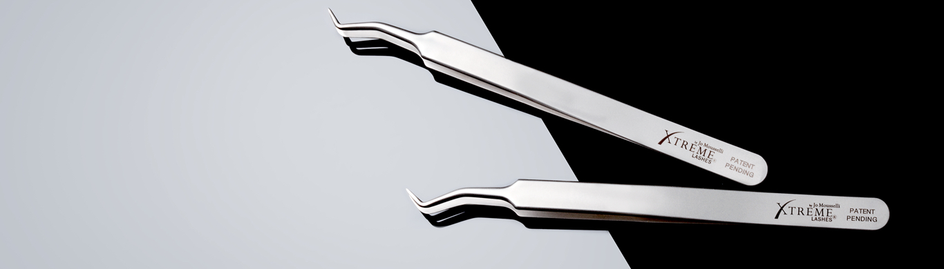 Eyelash Extension Tweezers. The ProComfort Z-Curve Tweezer by Xtreme Lashes